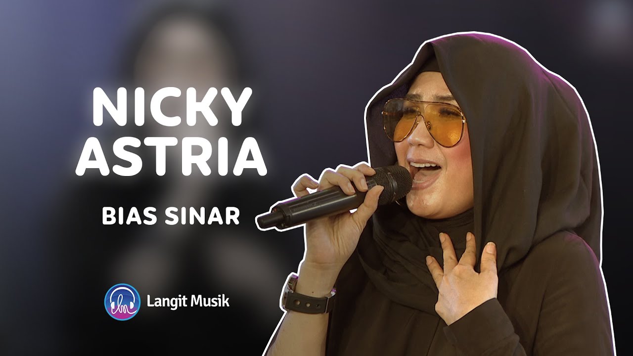 NICKY ASTRIA - BIAS SINAR | LIVE PERFORMANCE AT LET'S TALK MUSIC - YouTube