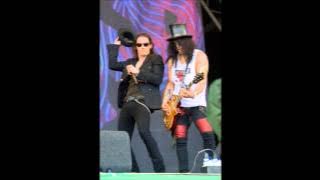 Slash ft Myles Kennedy & The Conspirators ft.Biffy Clyro-Crazy Train (MTV EMA Tribute To Ozzy 2014)