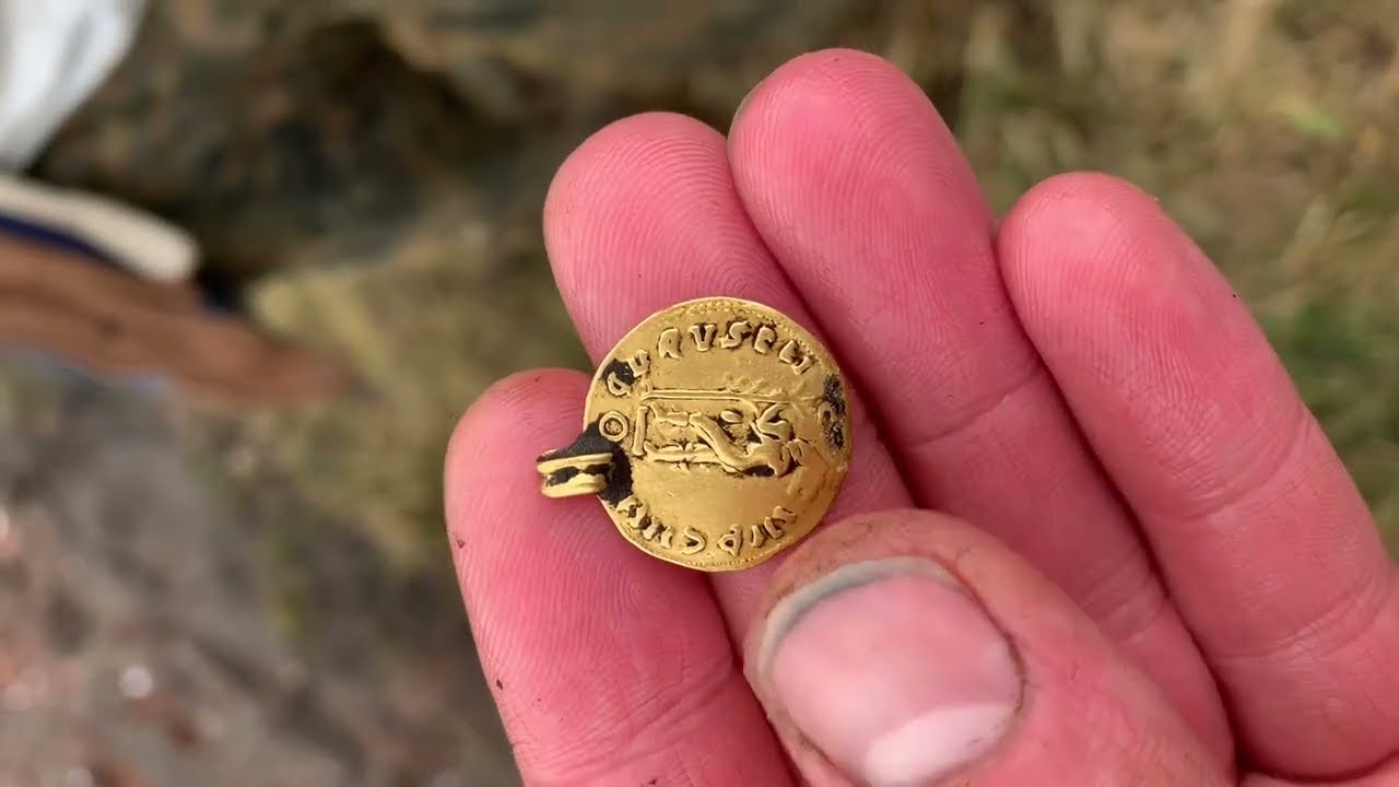 Gold metal detecting. Amazing feelings when dig it out. Metal detecting as a hobby. YouTube