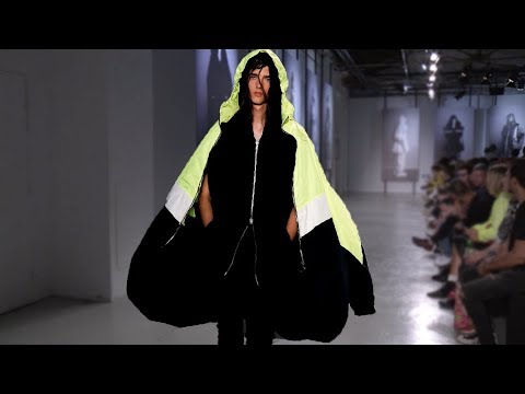 Juun J. | Spring/Summer 2019 | Menswear | Paris Fashion Week Video Juun J. | Spring/Summer 2019 | Menswear | Paris Fashion Week Video