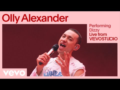 Olly Alexander (Years & Years) - Dizzy (Vevo Studio Performance)