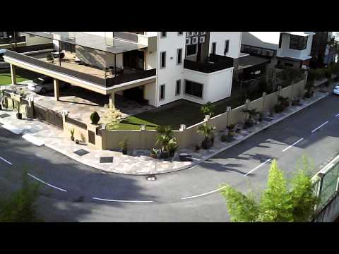 SYMA X5C chasing the kids at the playground today