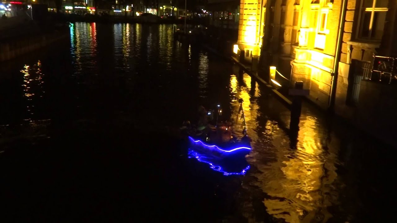 Reinier Sijpkens met zijn Notendop: Christmas in Amsterdam