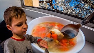 СУП на подоконнике и САМЫЙ ВКУСНЫЙ ТОРТ в мире ПАПА ДИМА и МИША !