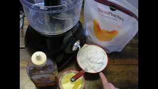 5-Minute Healthy Peach Frozen Yogurt