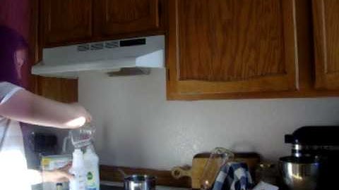 Making Nontoxic All Purpose Cleaner