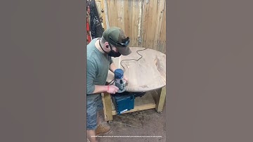 Smoothing Edges with Flush Trim Bits