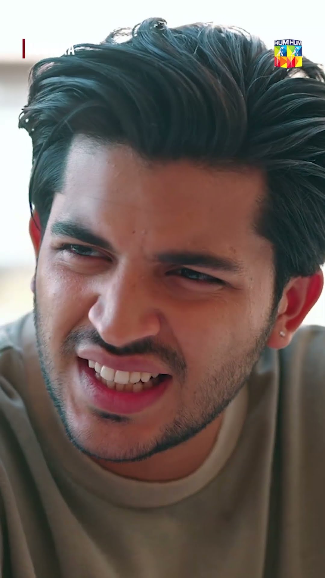 Kuch Tou Garh Barh Hai..?? #ainaasif #adnanrazamir #shorts #shortfeed #judwaa #pakistanidrama #humtv