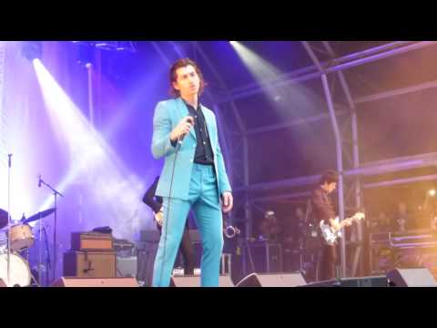 LAST SHADOW PUPPETS AND JOHNNY MARR  MANCHESTER 10/07/16 LAST NIGHT I DREAMT THE SMITHS COVER  T