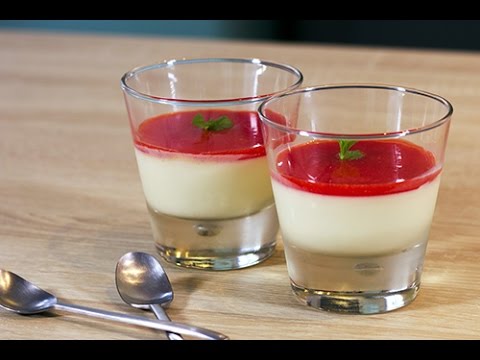 panna-cotta-au-coulis-de-fruits-rouges-(facile)