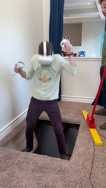 VR never felt so real! 😰😭