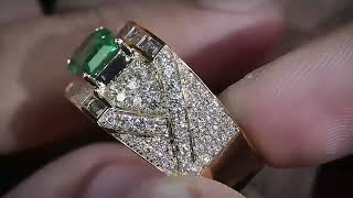 Elevate Your Style with an Exquisite Art Deco Emerald Ring