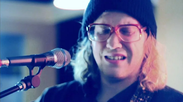 Allen Stone - Unaware (Live From His Mother's Livi...