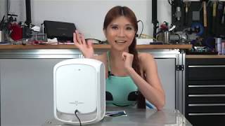 A Holographic Chinese AI Virtual Robot Review and Unboxing