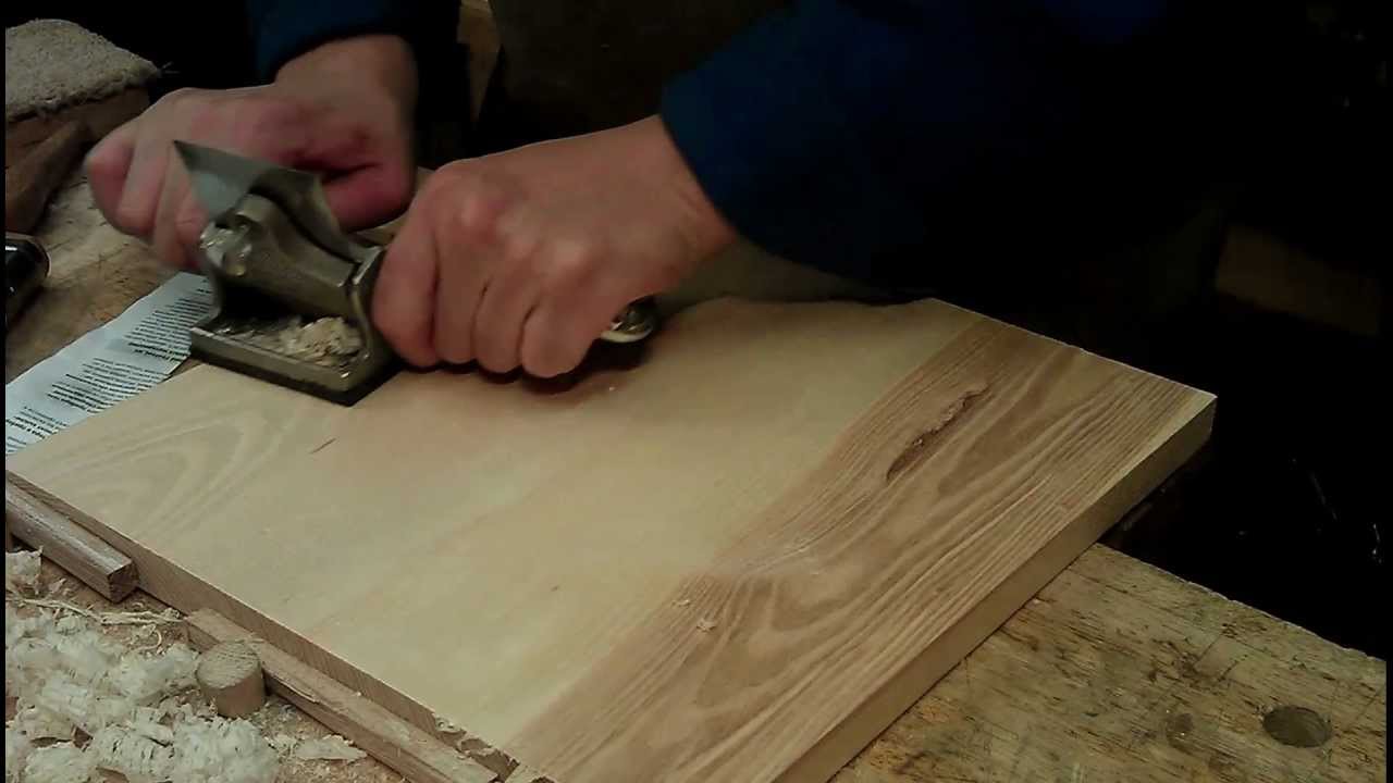Stanley #81 cabinet scraper - YouTube