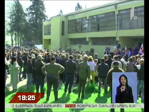 გივი ჭიჭინაძე სოფელ შუამთის მცხოვრებლებს შეხვდა