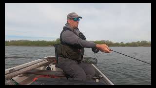 Craig Barr Fly Fishing :  Fishing Hideaway Bay on Rutland Water (18-04-22)  4K