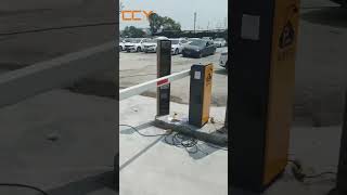 Boom Barrier with Plate Recognition Device and Long Bar Gate #boombarrier #barriergate