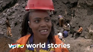 Copper mines in Zambia - Straight through Africa | VPRO Documentary