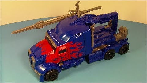TRANSFORMERS 4 SMASH and CHANGE OPTIMUS PRIME AGE OF EXTINCTION MOVIE TOY VIDEO REVIEW