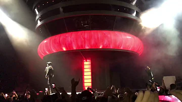 Drake brings out Tory Lanez to perform Controlla at OVO Fest 2017