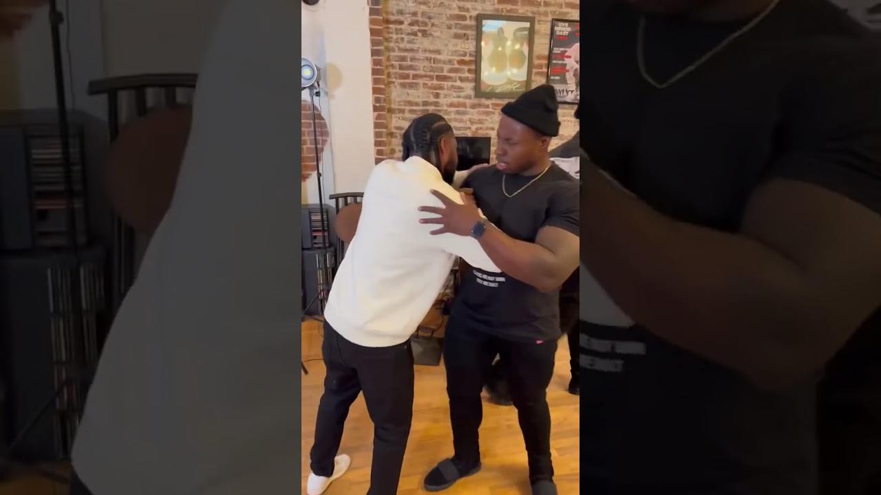 Is that Omarion????? 