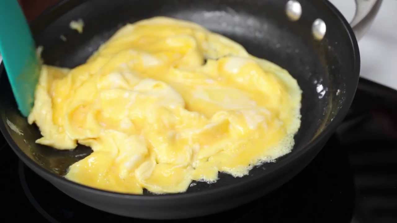 The Secret to Making Fluffy Scrambled Eggs