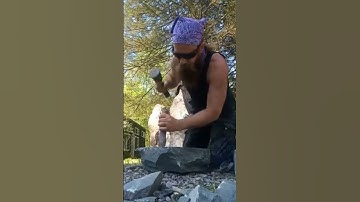 rock facing a stone set to a specific angle Pennsylvania Bluestone #stonemason #chisel