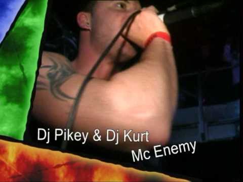 RAVERS ARE BONKERS: PIKEY & KURT feat MC RIOT & MC...