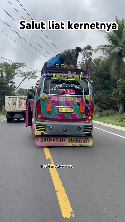 Salut liat kernetnya, Bus lagi balapan pun masih sanggup ngikat barang di atas #busgunung #busbalap