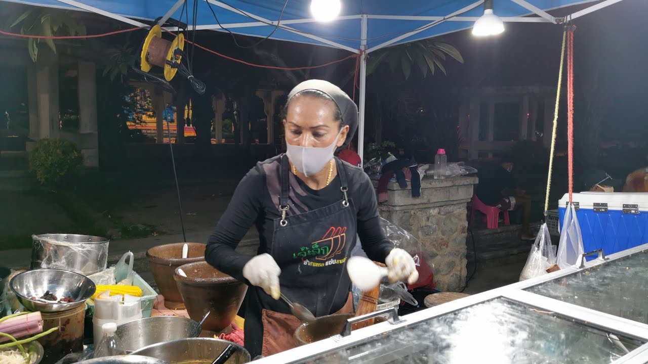 เจ๊เล็กยำ3ครก บรรยากาศ​ยามเย็น เย็นๆสบายๆเจ๊เล็กเต้นๆโยกๆไม่หยุด|เจ๊เล็กส้มตำยำ3ครก|puklak_channel​