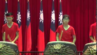 r民俗鼓表演 1040617臺中市文心國小第22屆暨附設補校第12屆畢業典禮
