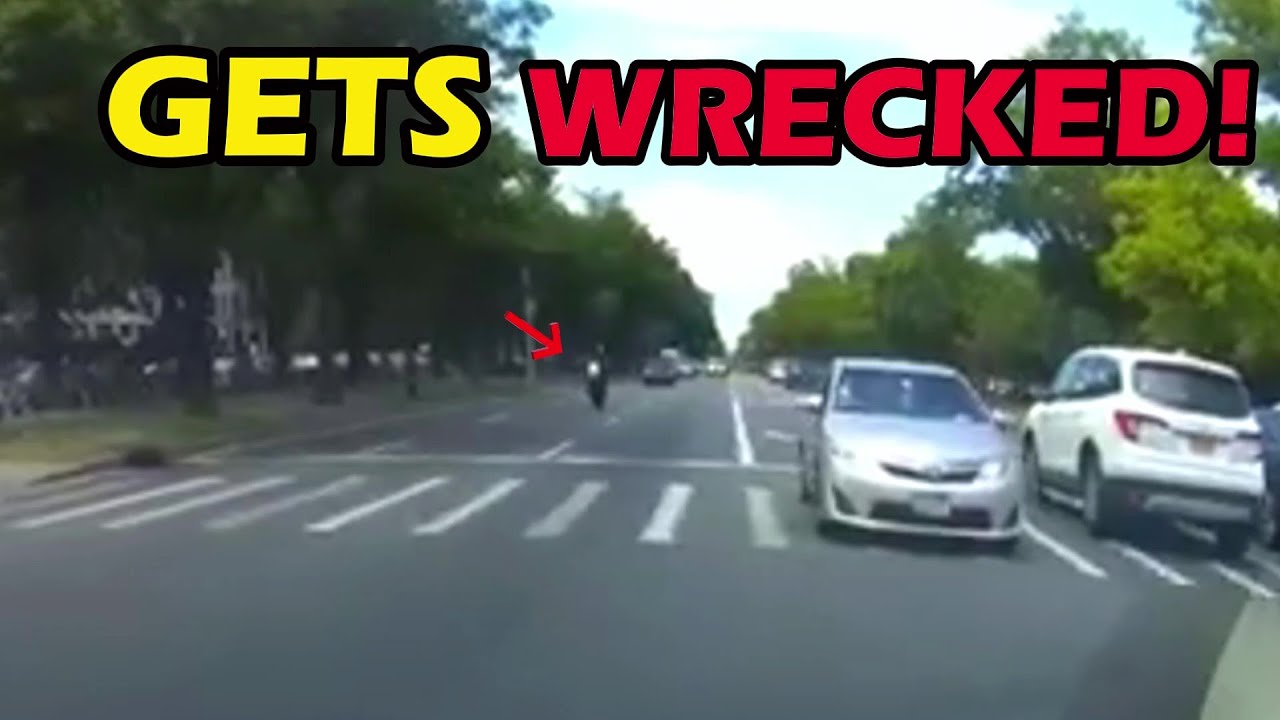 IDIOT ON THE BIKE SMASHES INTO DRIVER AT FULL SPEED - YouTube