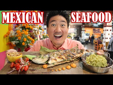 The HIGHEST RATED MEXICAN SEAFOOD in LOS ANGELES is in this Food Court!