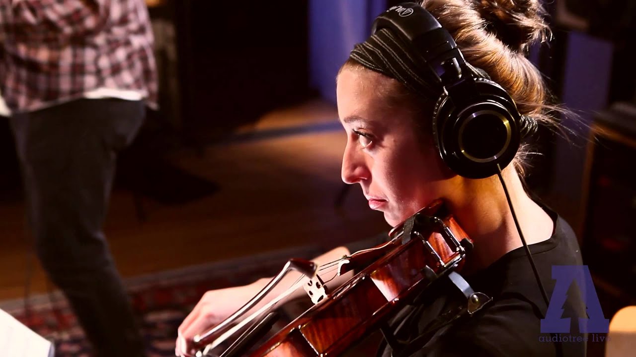 Brooke Annibale - Tragically Beautiful - Audiotree Live