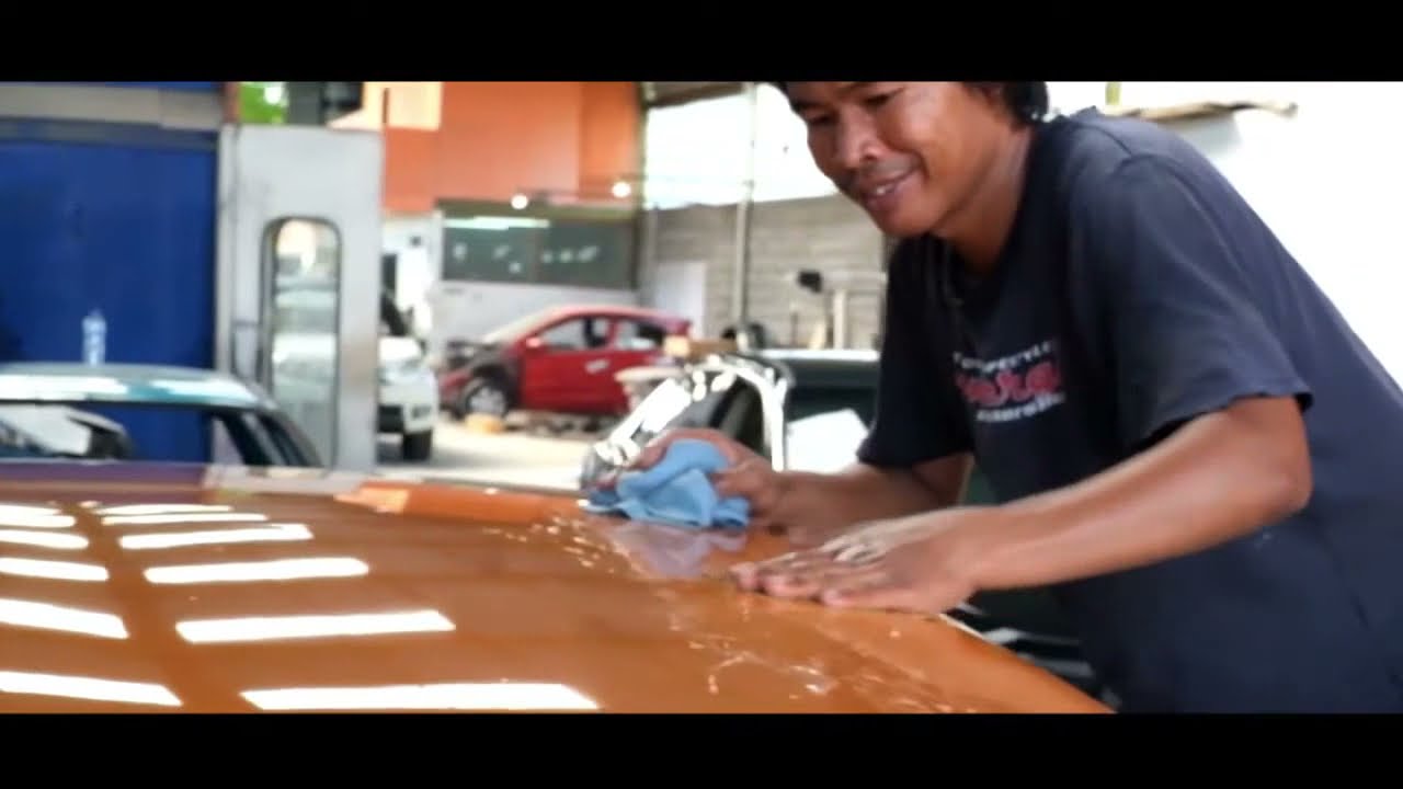 Memoles Cat Yang Baru Saja Ditembakkan di Body Mobil YouTube Memoles Cat Yang Baru Saja Ditembakkan di Body Mobil YouTube
