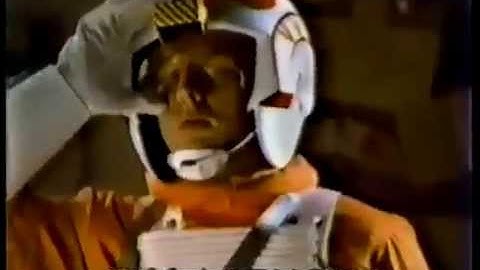 Star Wars Return of the Jedi Death Star Battle (Atari 2600) - Retro Video Game Commercial / Ad