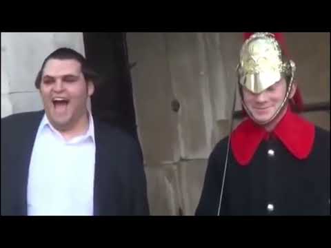 Funny guy makes Royal Guard Laugh