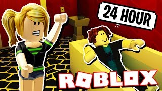 I SPENT 24 HOURS IN SOMEONES HOUSE! (Roblox Bloxburg)