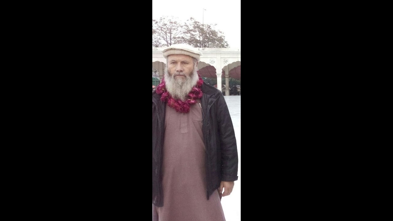Aqa'eed Sufia Noorbakhshia , Etikaf aor Murshid By Bwa Rustam Ali Anjum