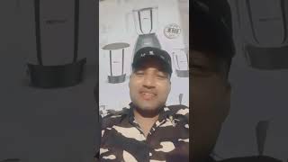 Bo Ladai Jhagre Bade Pastana Ham Ko Bada Hi Kare Bekar ..