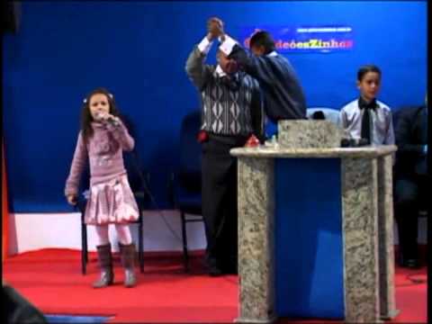 Criança, faz cair Fogo na igreja!!! Gideõeszinhos 2010 - Cantora Narriman Vitoria