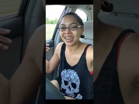 🙂 #GOT FOXY BROWN SCRATCHES CROTCH & GETS BOOED OFF STAGE/LIL MO’S HUSBAND FRAUD STEALING CARDS - YouTube