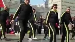Video voorbeeld van "Syi Money Teriyaki Shuffle"