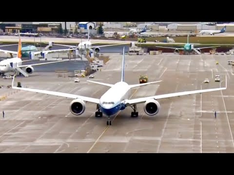 Watch Boeing 777X's second attempt at a first flight