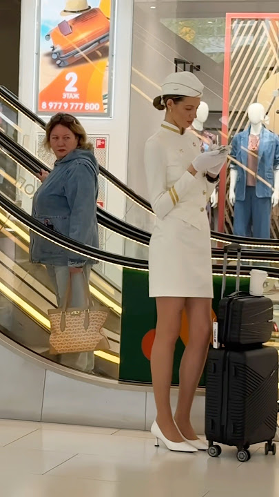 Джулияның кискасының суреттері Сексуалдық комикс - бұл дәрігер бұйырған нәрсе.