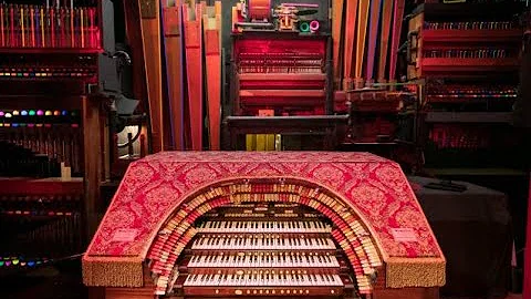 Robert York Plays El Segundo Old Town Music Hall's...