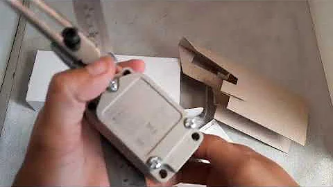 Limit Switch Omron WLCA12-2