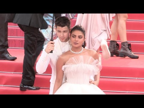 Nick Jonas and Priyanka Chopra on the red carpet for Les Plus Belles Années d’une vie