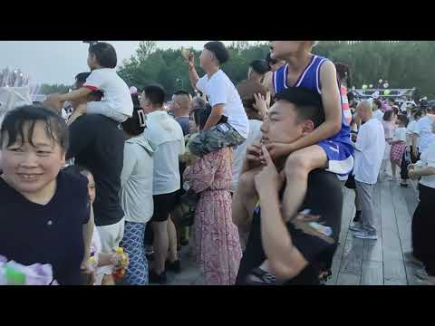 boy on shoulders